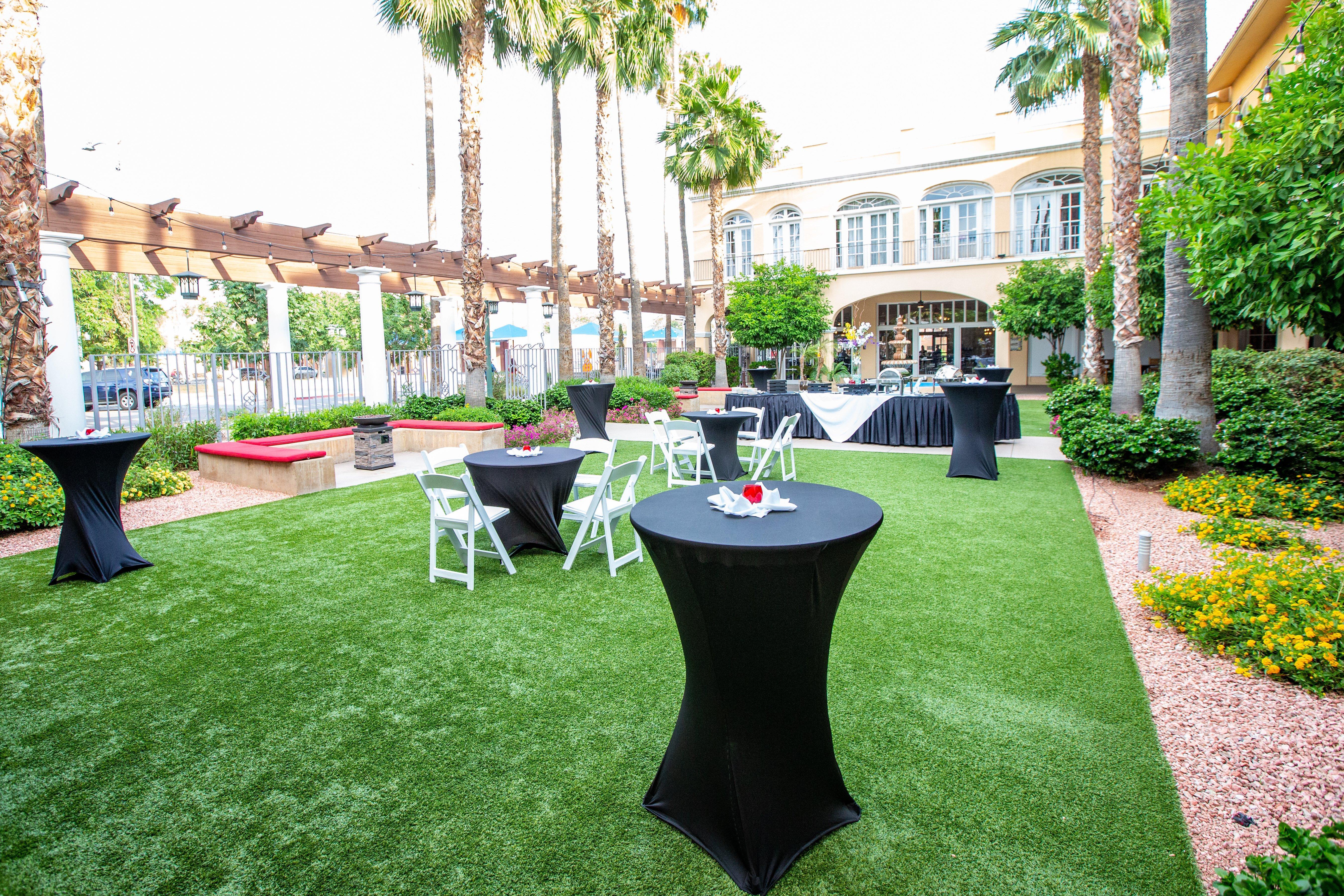 Crowne Plaza Phoenix - Chandler Golf Resort, An Ihg Hotel Exterior photo